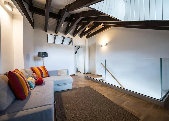 Wonderfull Two Floors Apartment Navigli